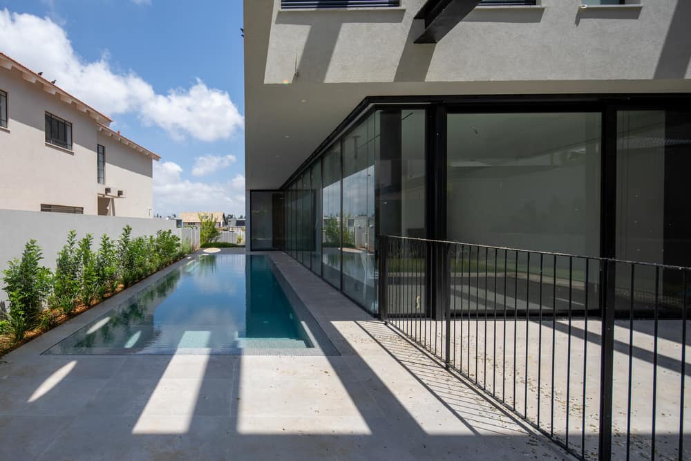 Swiss House / Dan and Hila Israelevitz Architects