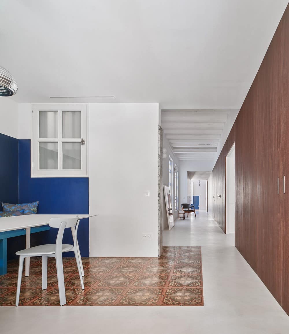 Girona St. Apartment / Raul Sanchez Architects