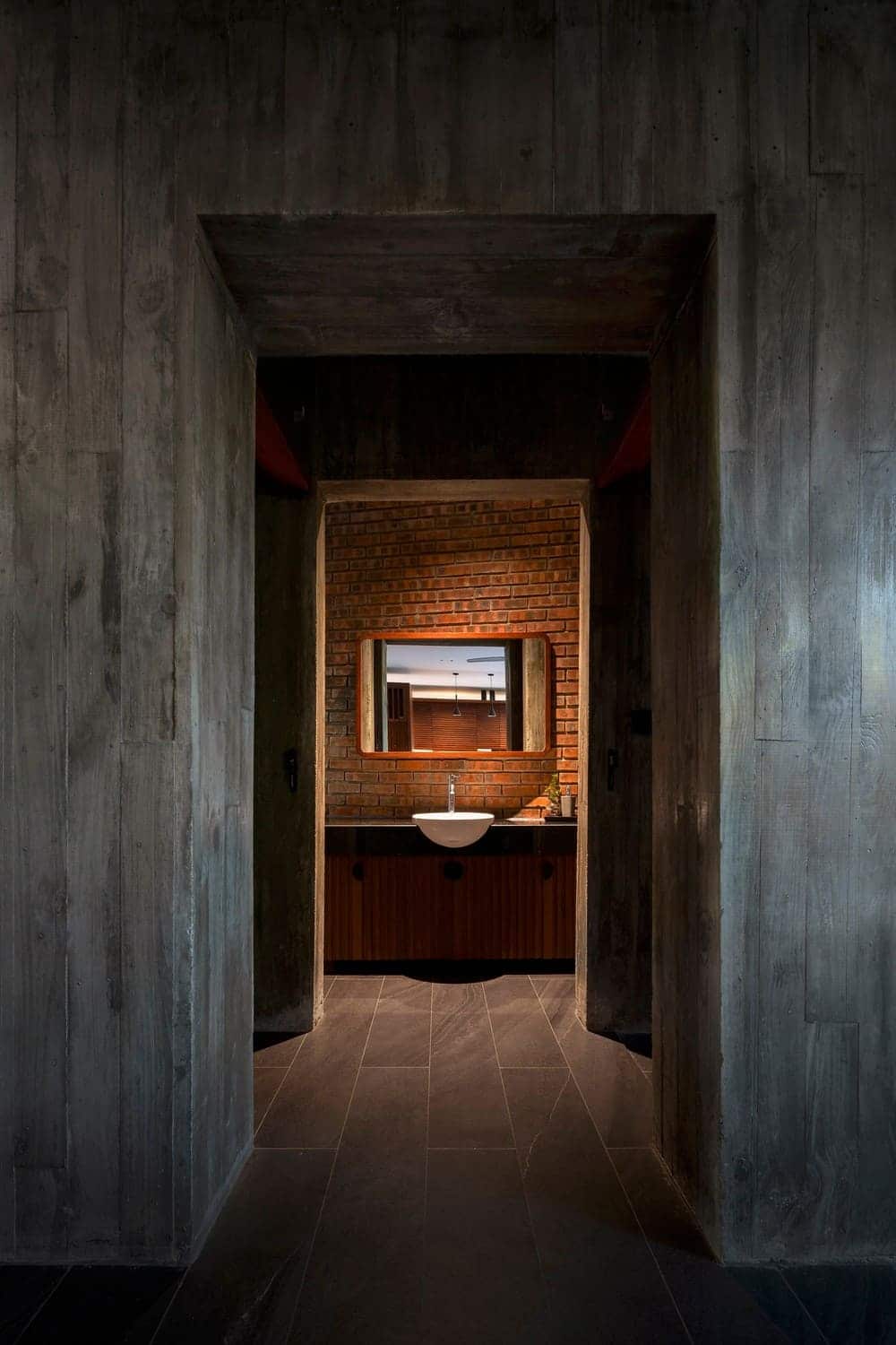 bathroom, TNT architects