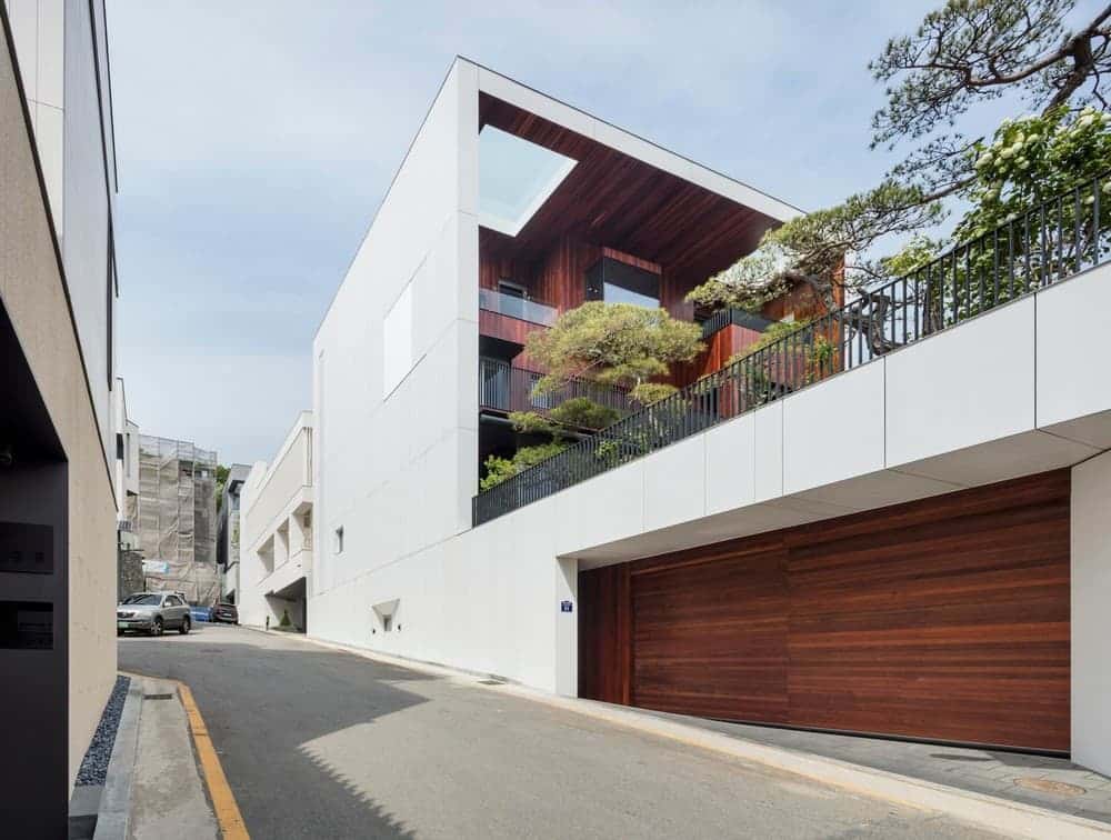 Multi Terrace House / Hyunjoon Yoo Architects