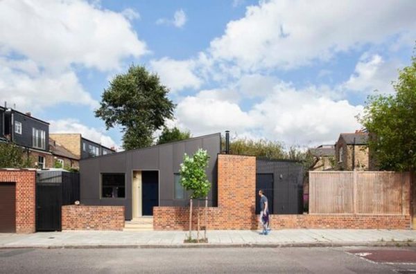 Three Gardens House / Edgley Design