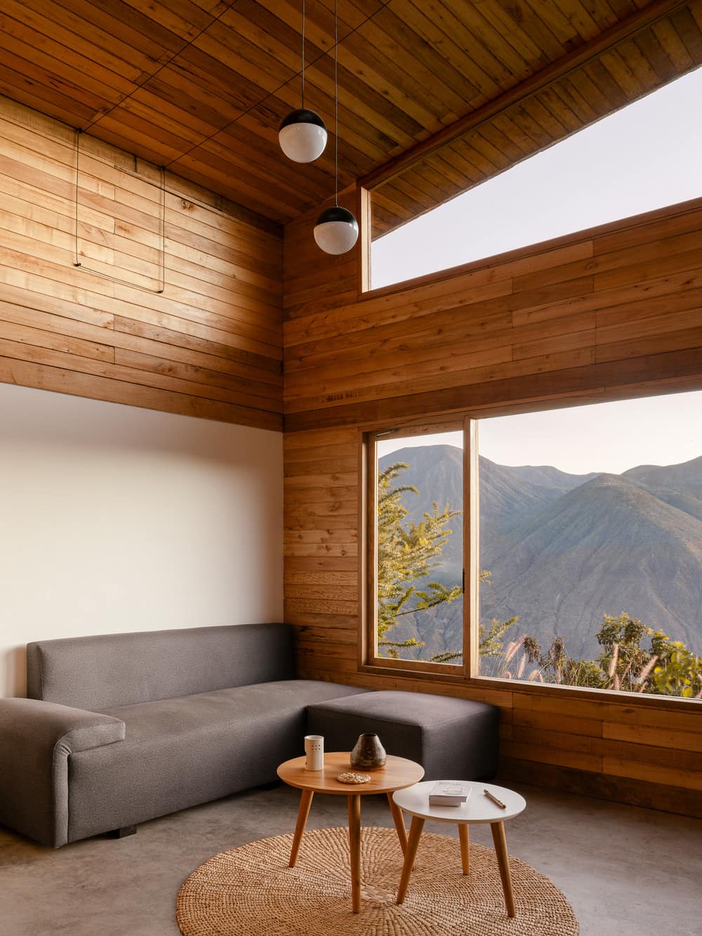 living room, Perucho House / Pedro Calle + El Sindicato Arquitectura