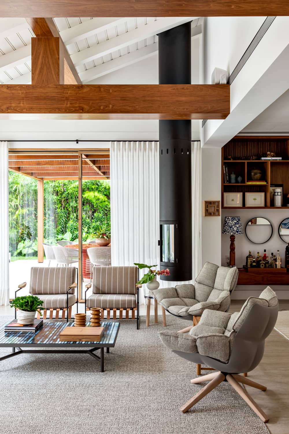 A Brazilian Beach House Gets a New Lease of Life