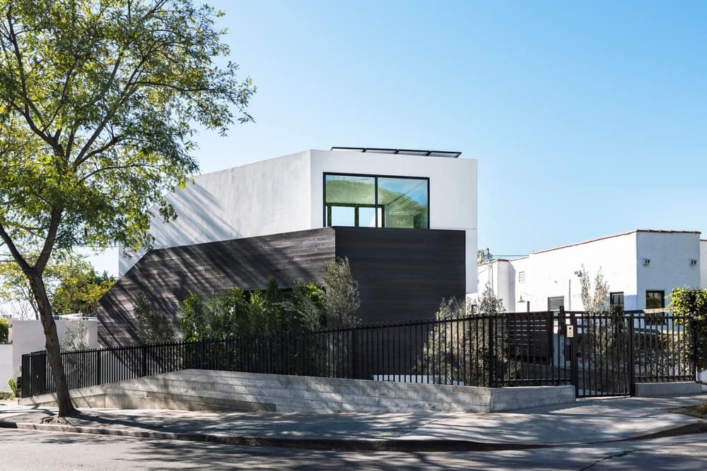West Hollywood House / Arshia Architects