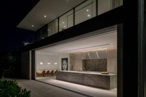 Southampton Oceanfront House / BMA Architects
