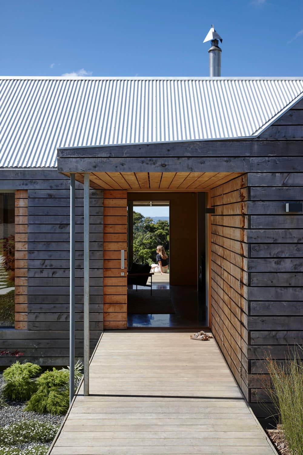 Apple Shed / Strachan Group Architects