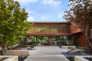 Happy Valley Residence / Swatt Miers Architects