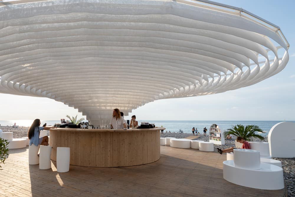 Meama Collect Beach Bar / Khmaladze Architects