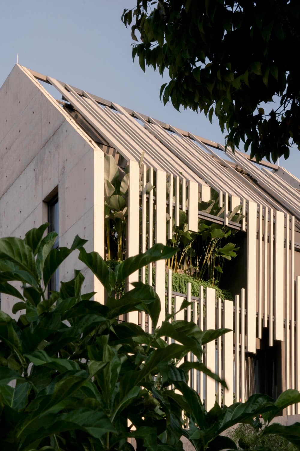 House At Terubok / CDG Architects