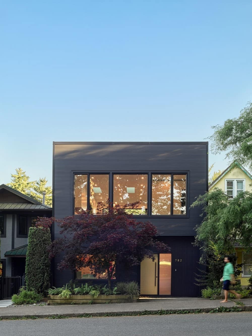 Strathcona House, Vancouver / Waissbluth Architecture Office