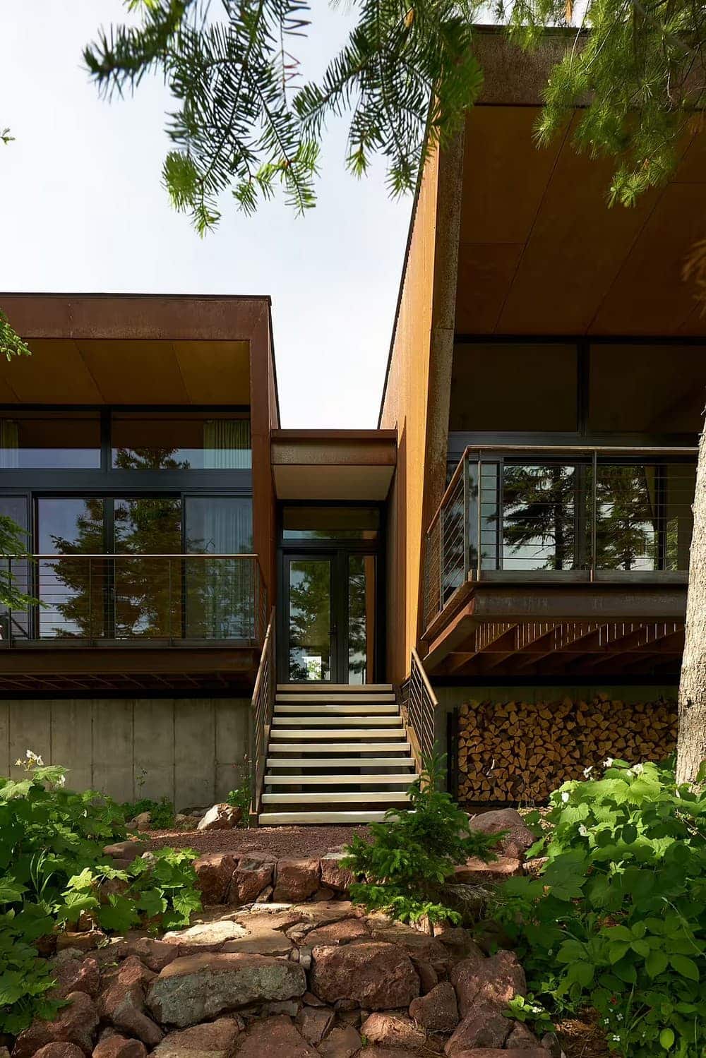 Copper Harbor House / Prentiss Balance Wickline Architects