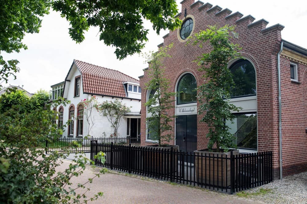 Wilhelmina Chapel Loft / Taanbaas