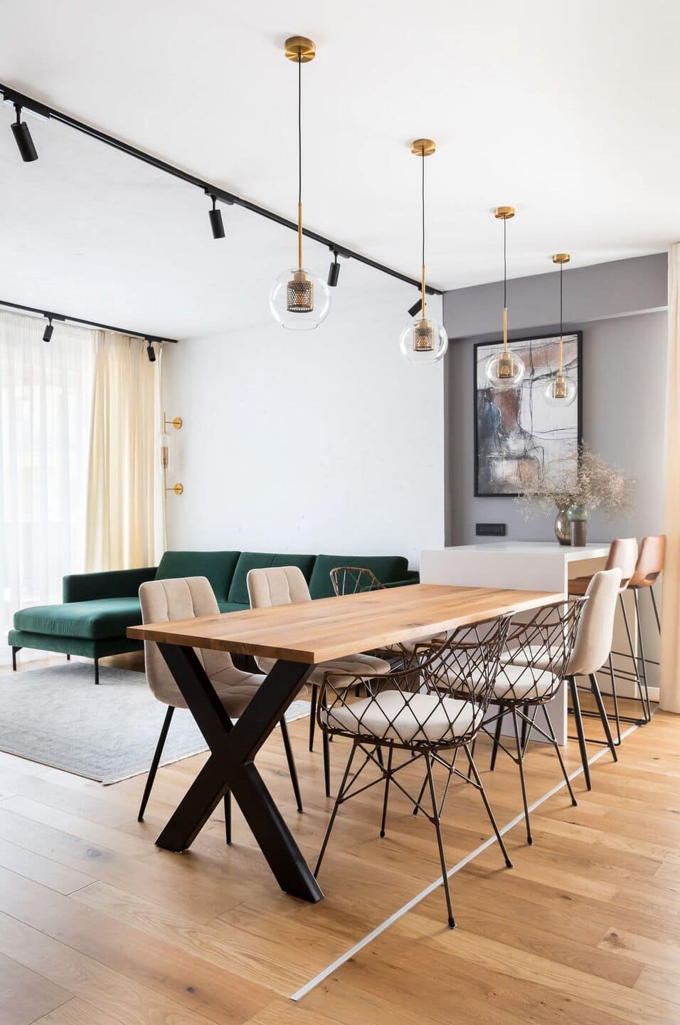 dining room, Stylish Black Lines Apartment / Jooca Studio