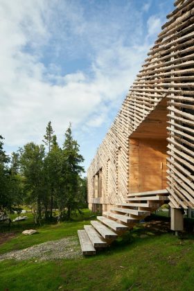 Skigard Hytte / Mork-Ulnes Architects