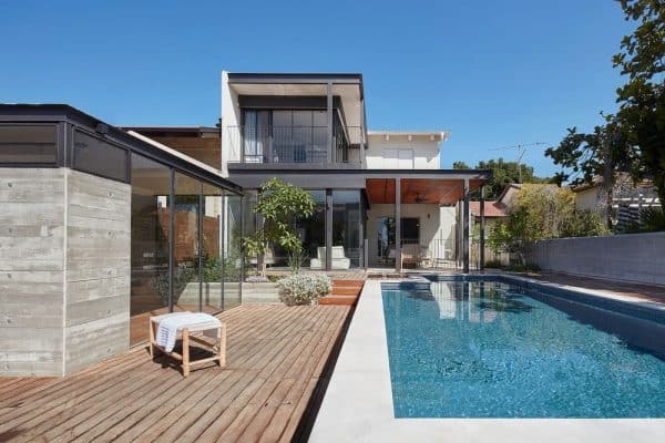 A Steel and Glass Addition to an Existing Private House