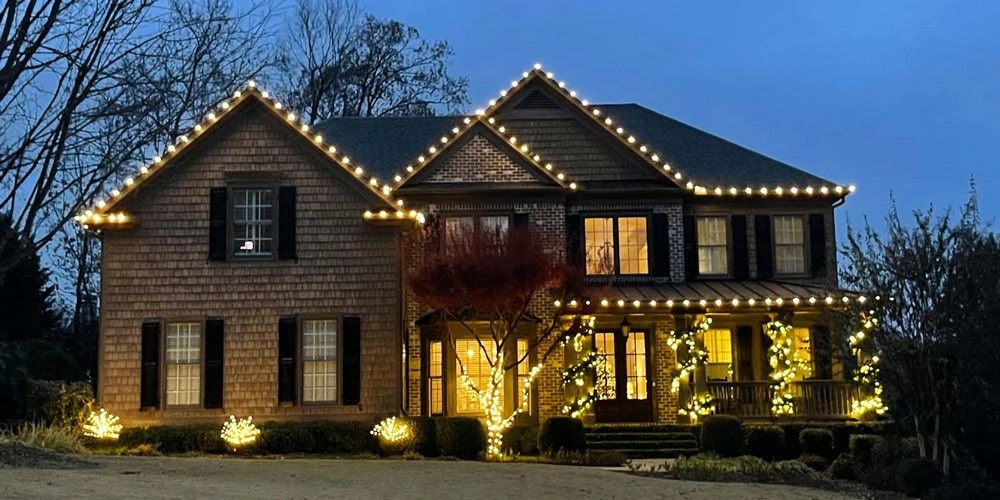Festive Brilliance: Unveiling the Magic of Holiday Lighting