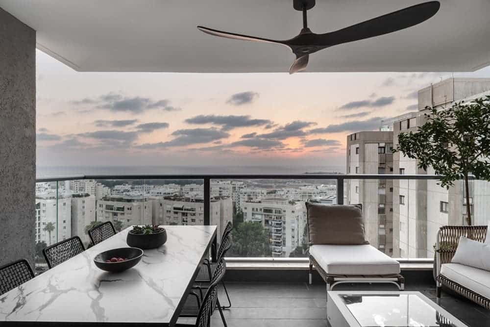 Ramat Aviv Gimmel Apartment / Dorit Weinbren