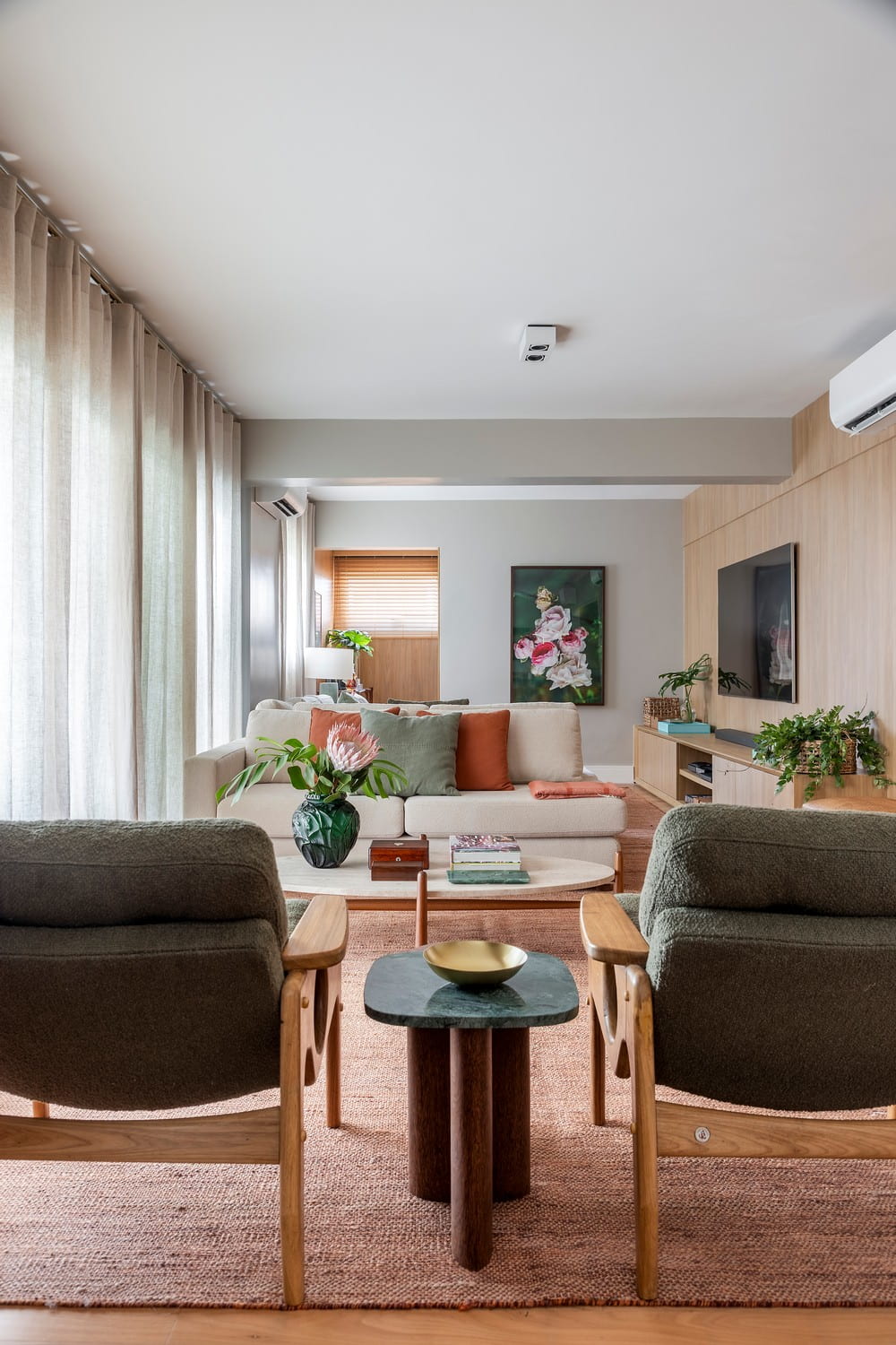 Itaim Apartment / Paola Ribeiro Interiores