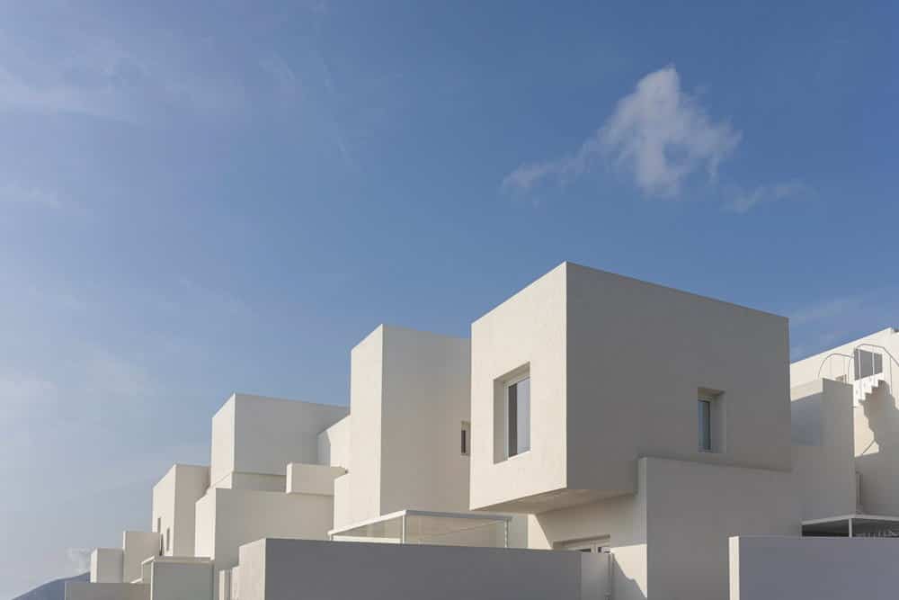 Neo Hotel / Kapsimalis Architects