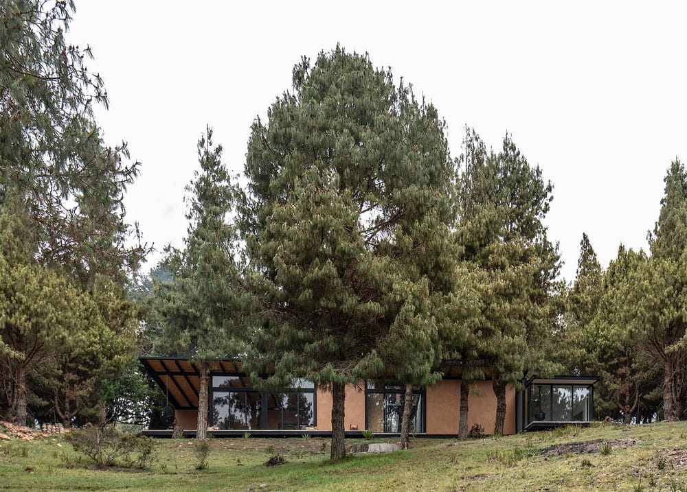 Casa del Bosque / Abel Guzman Larriva + Juan Vintimilla
