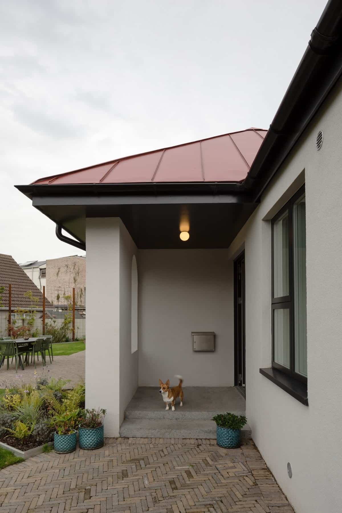A Minimal Addition Transforms an Ordinary Bungalow in Dundrum