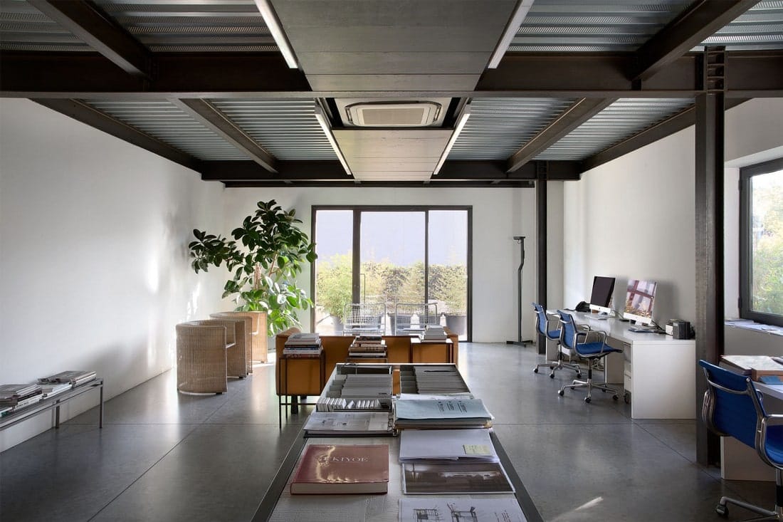 G.T.Design Headquarters / Paolo Simonetti Architect