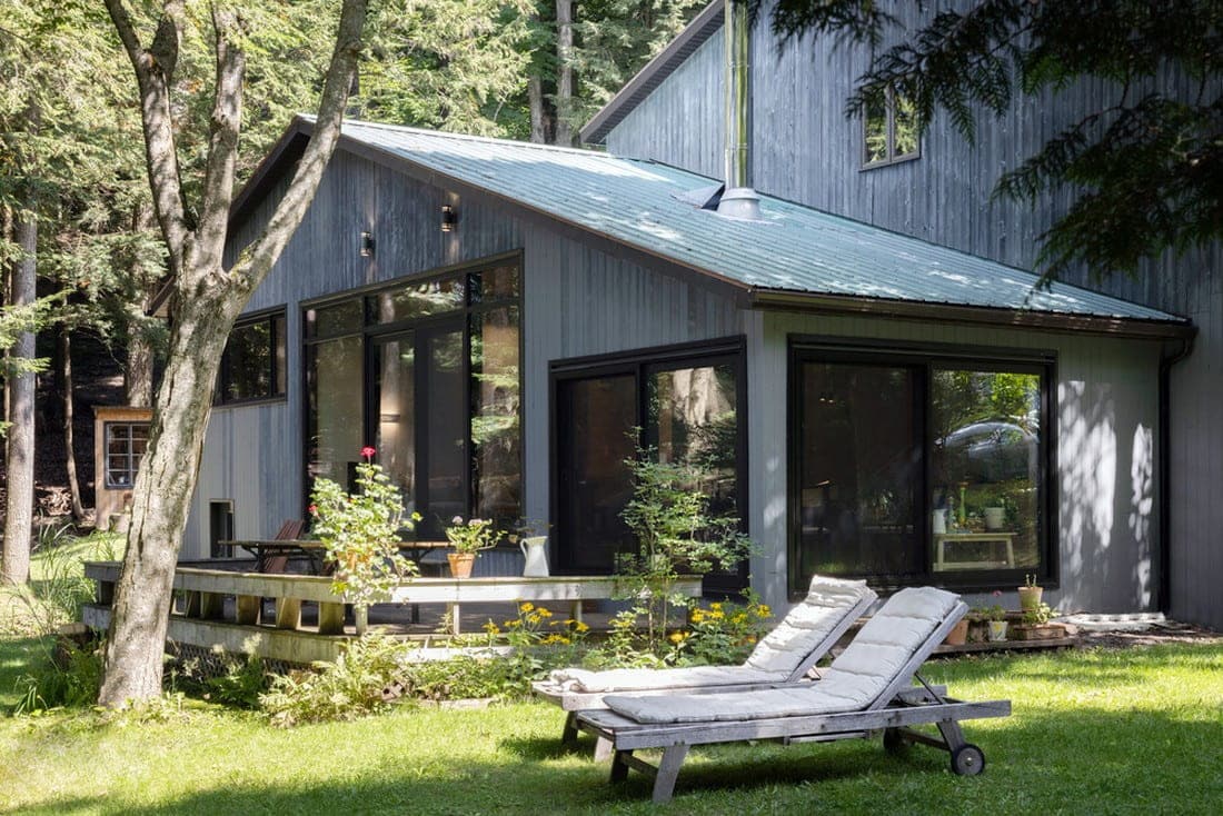 Chalet Magog: A Luxurious Lakeside Retreat Designed by Interior Designer Mélodie Violet