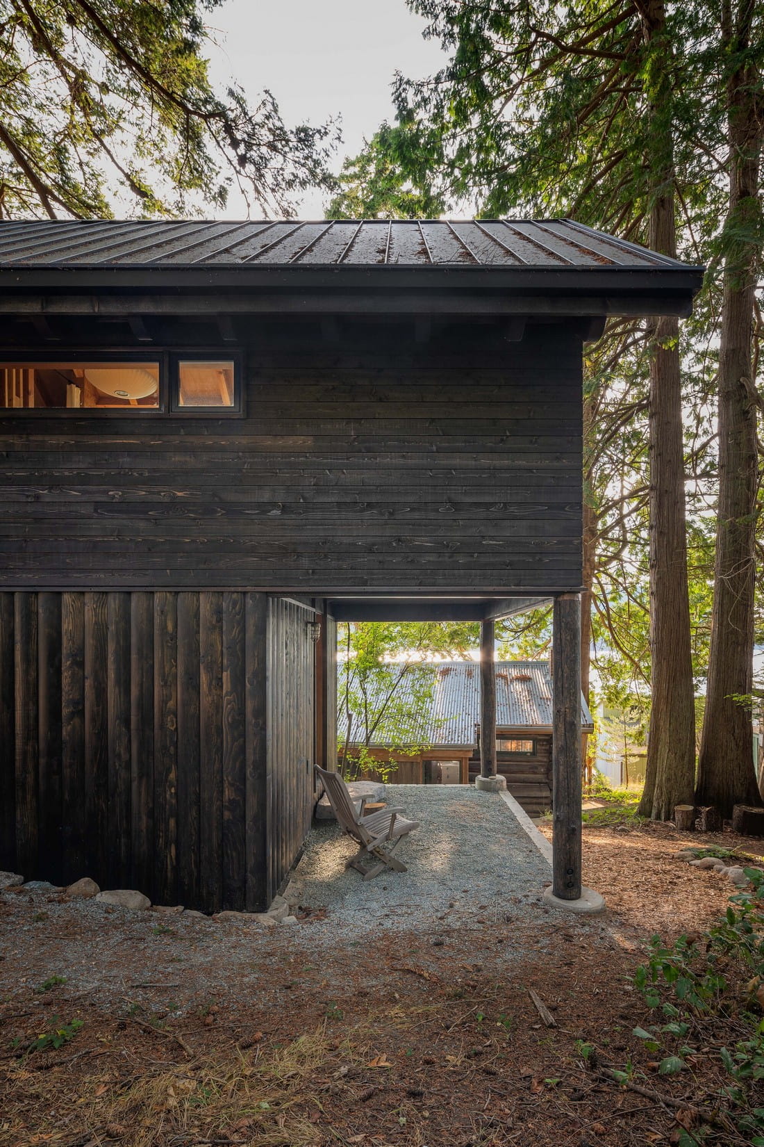 Guemes Island Bunkhouse / SHED Architecture & Design