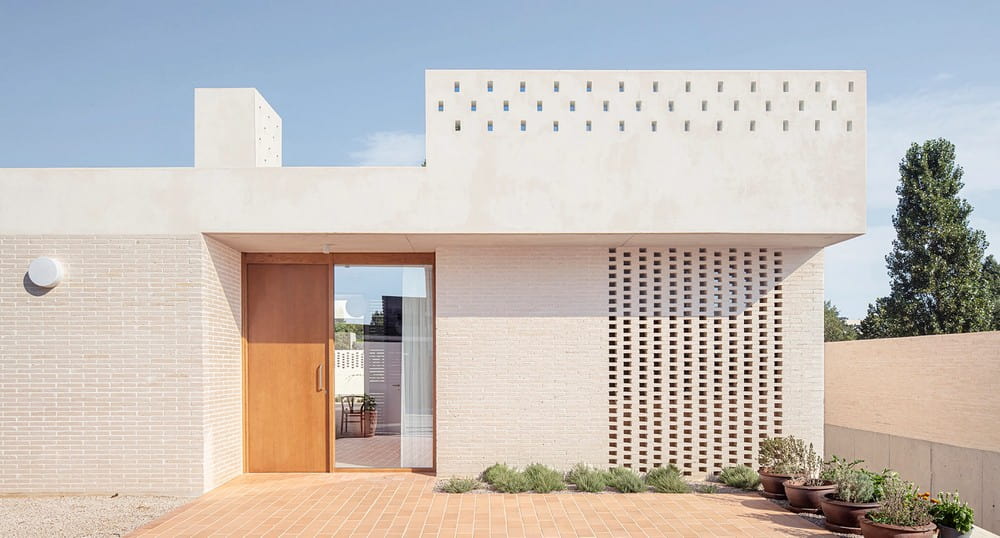 Maria José House / NUA arquitectures