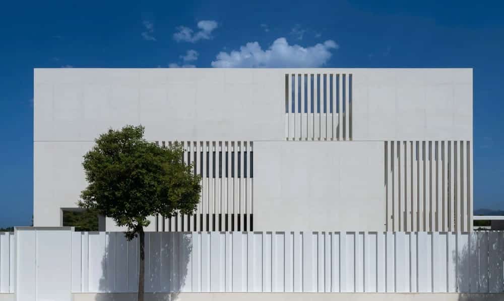 Vertical House / Ruben Muedra Estudio de Arquitectura