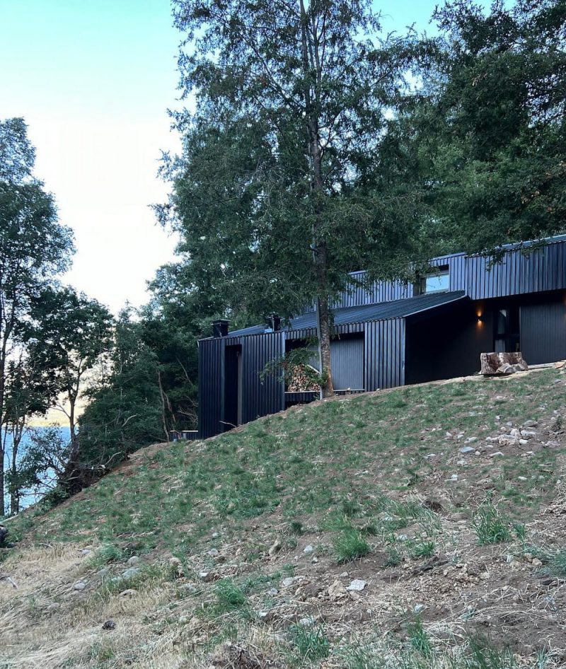 Colico Lake House / Claro + Westendarp Arquitectos