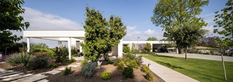 Villa with Multiple Exits to Courtyards and Fields