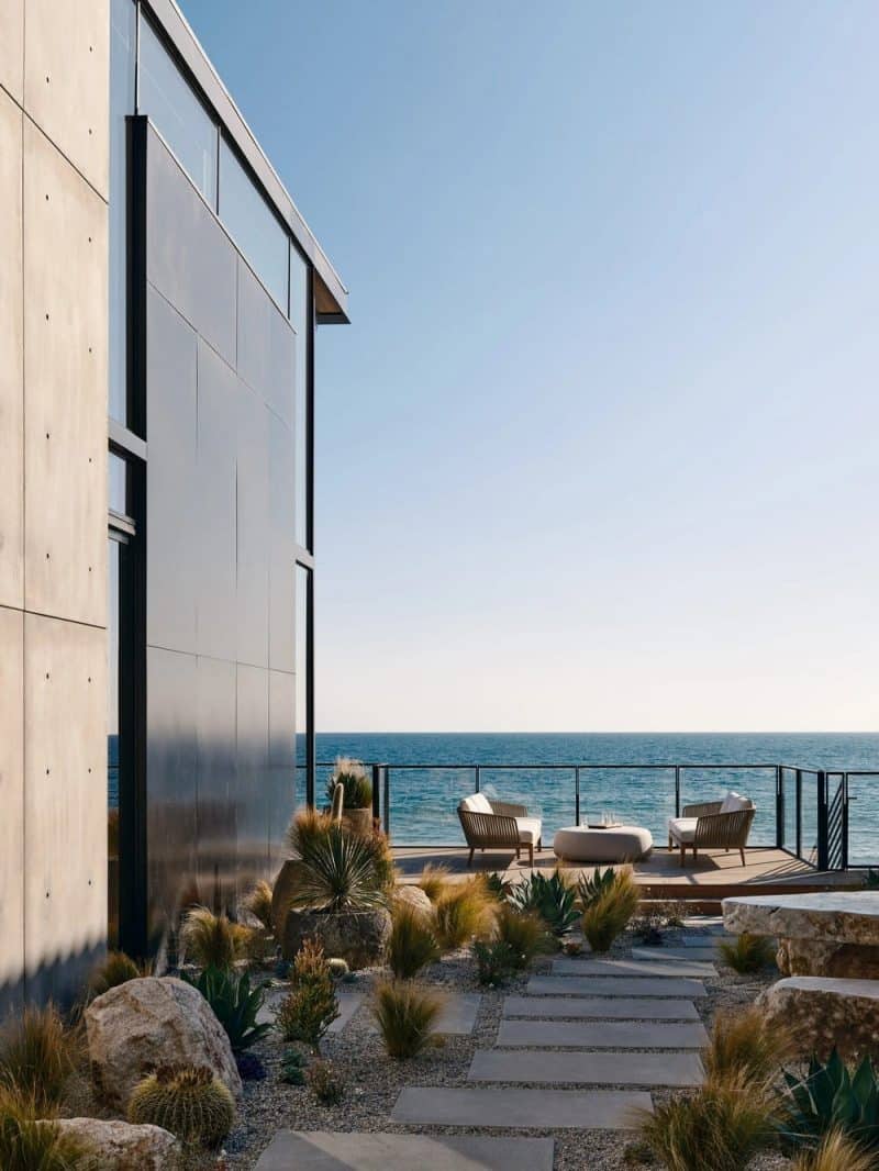 Carbon Beach House / Olson Kundig