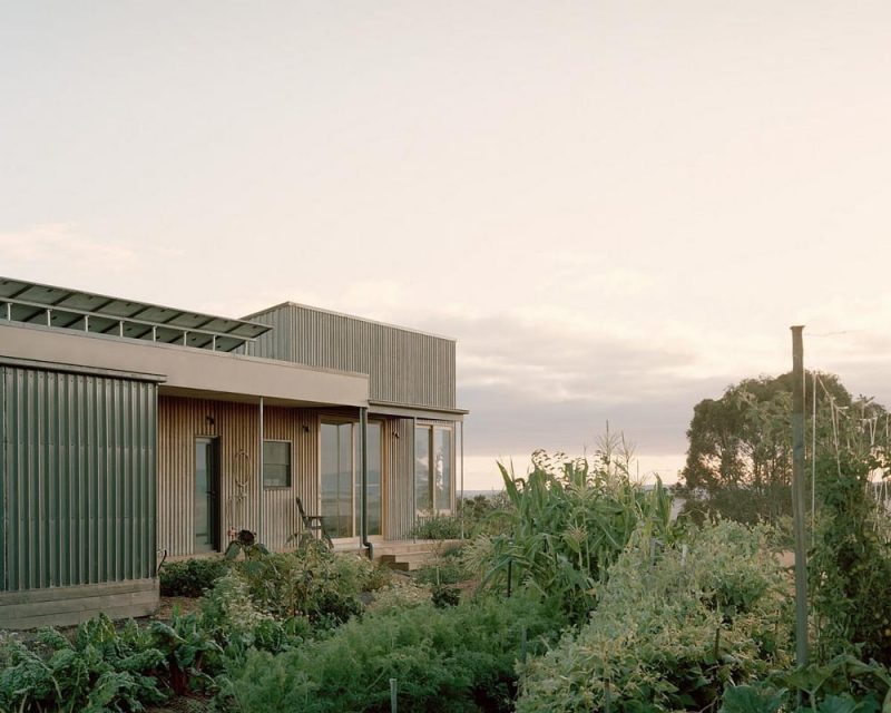 Heather's Off-Grid House, modern farmhouse, Gardiner Architects