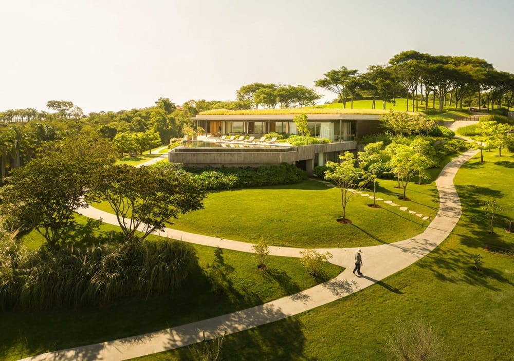 GAK House / Bernardes Arquitetura