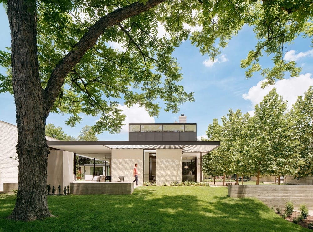 West Lynn House / A Parallel Architecture