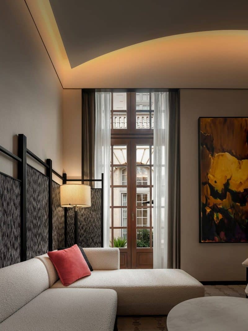 Louie Castle Sycamore Hotel, Chengdu by CCD