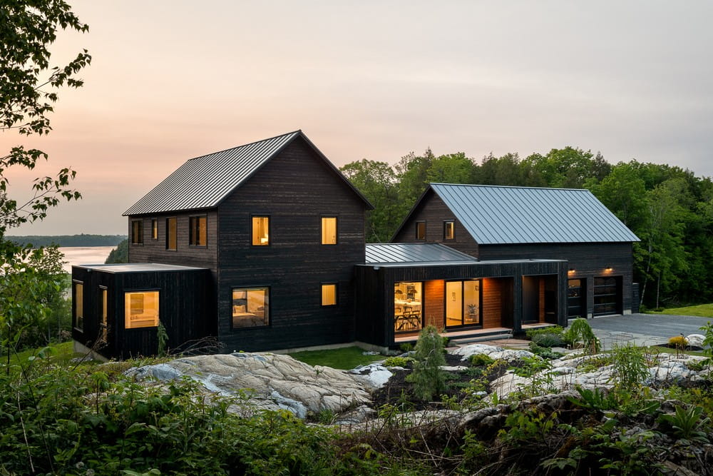 Shelburne Pond Home / Joan Heaton Architects