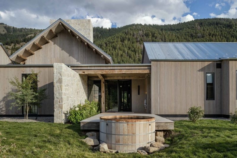 Pioneer Ranch / Farmer Payne Architects