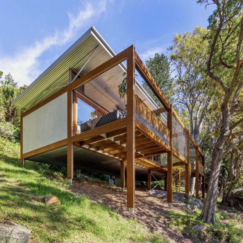 Balmy Palmy House / CplusC Architectural Workshop