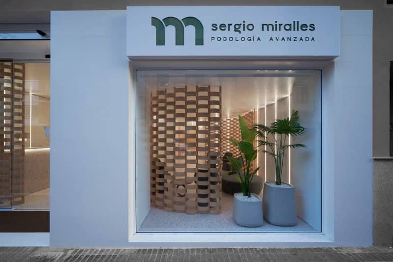 Sergio Miralles Podiatry Clinic / Vitale