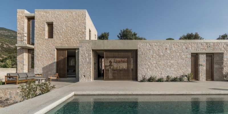 Monolith House / Desypri & Misiaris Architecture