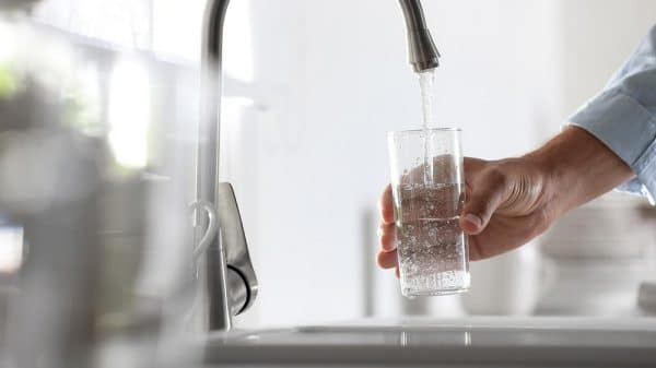 Water Contaminants: Should You Stop Showering In Chemically-Treated Municipal Water?