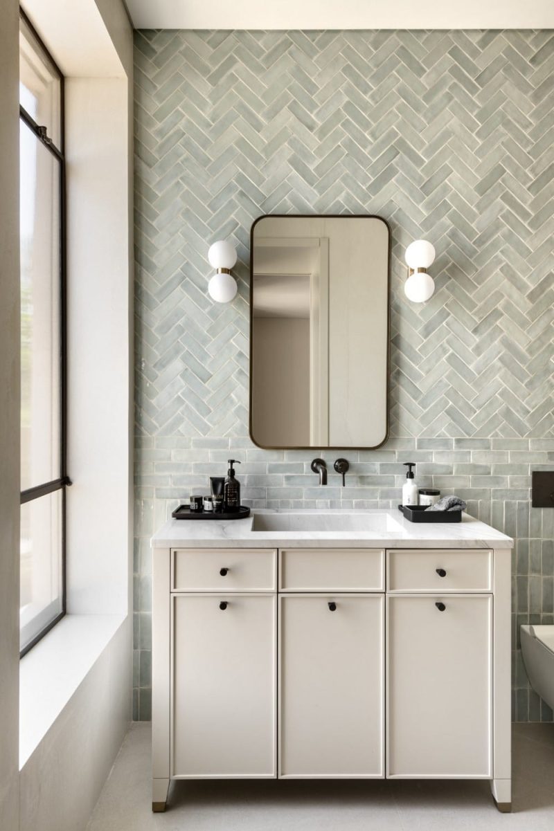 bathroom, Savion Residence