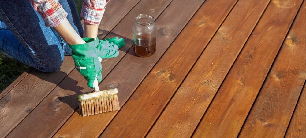 Choosing the Right Exterior Decking Oil: Water-Based vs. Oil-Based