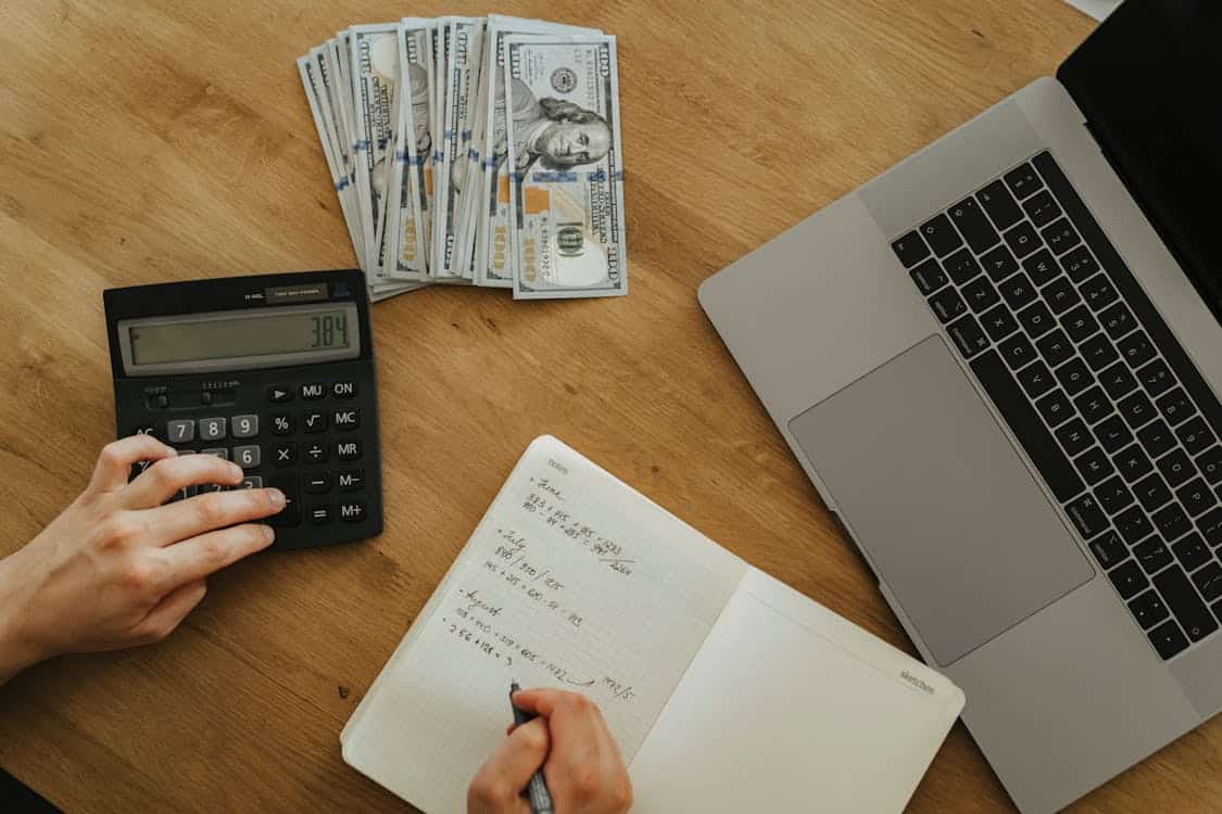 How to be More Financially Sound With Your Bills: A Guide